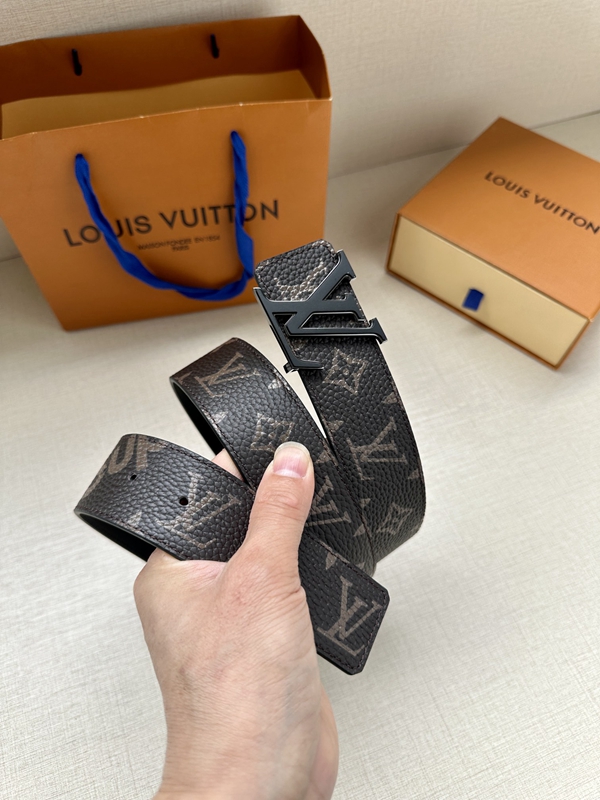 激安ルイヴィトンベルト背面デザイン